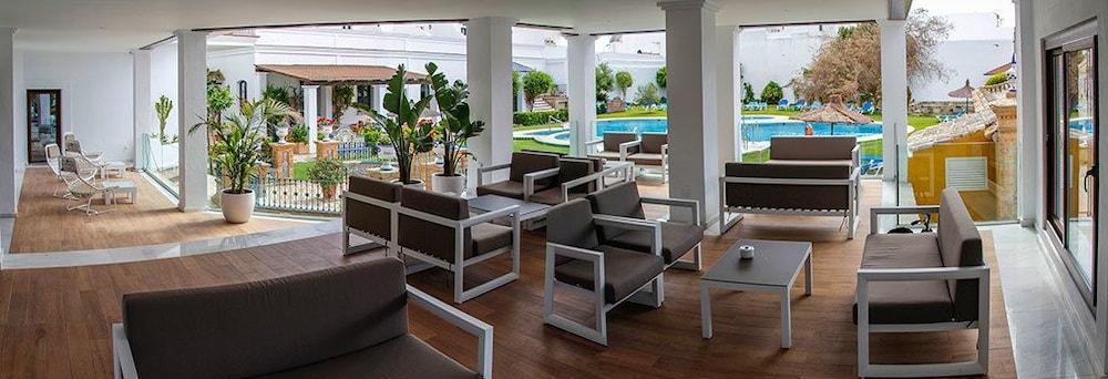 Hostal Dona Lola Marina Zahara de los Atunes Exterior foto